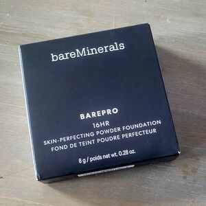 bareMinerals BAREPRO 16HR Powder Foundation - Deep 50 Cool